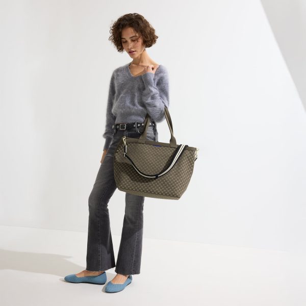 The Lightweight Zip Tote - Safari Green - Image 5