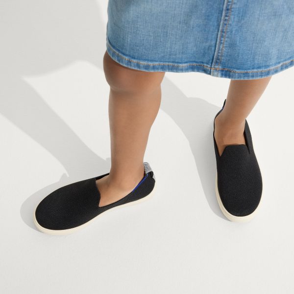 The Kids Sneaker - Black - Image 2