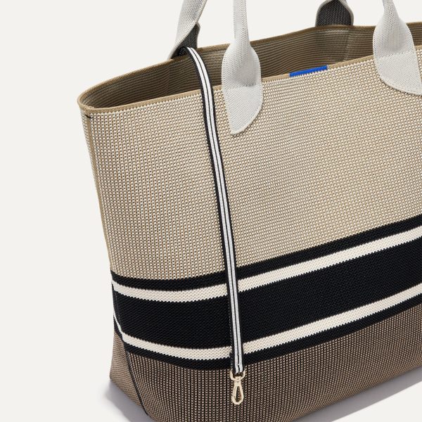 The Lightweight Tote - Jetset Black - Image 6