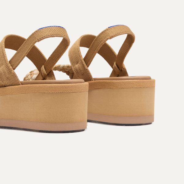 The Lightweight Wedge Sandal - Beach Sand Woven - Image 5