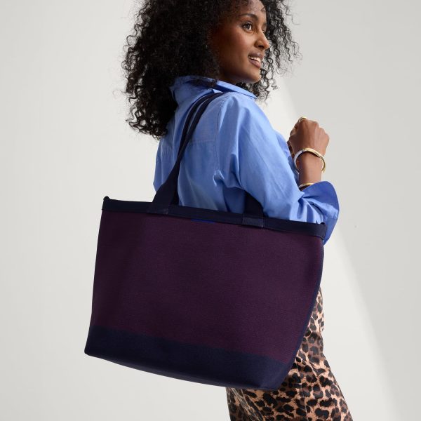 The Lightweight Zip Tote - Dark Aubergine - Image 4