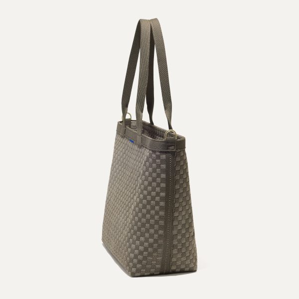 The Lightweight Zip Tote - Safari Green - Image 6
