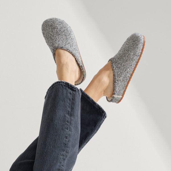 The Cozy Clog - Cookies and Cream Bouclé - Image 3
