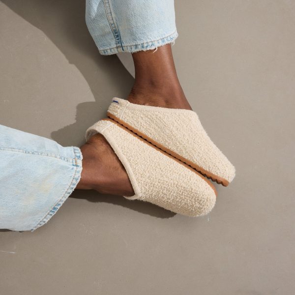 The Cozy Clog - Honeybun Bouclé - Image 3